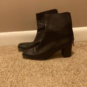 Black leather boots! Stuart Meitzman. Size 7 1/2